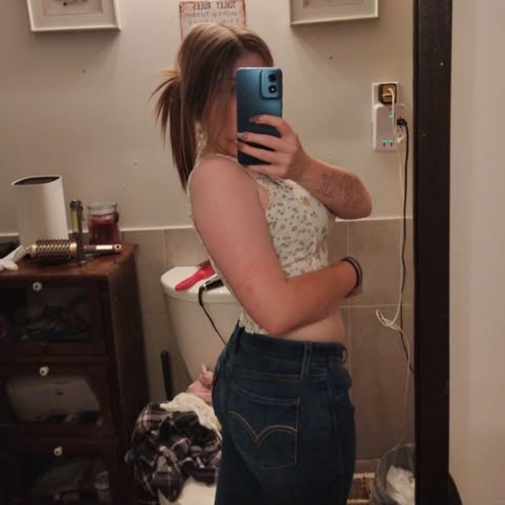 Meet your Posher, Danielle